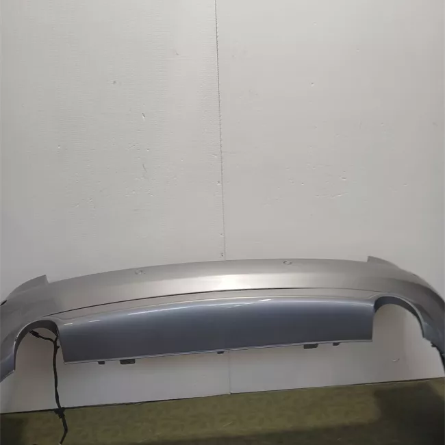 Paraurti posteriore con sens parch primer