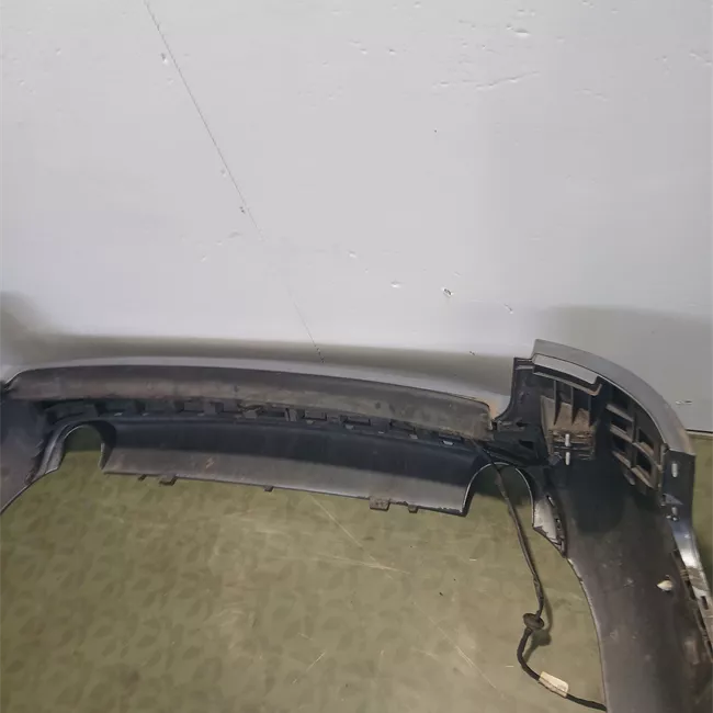 Paraurti posteriore con sens parch primer