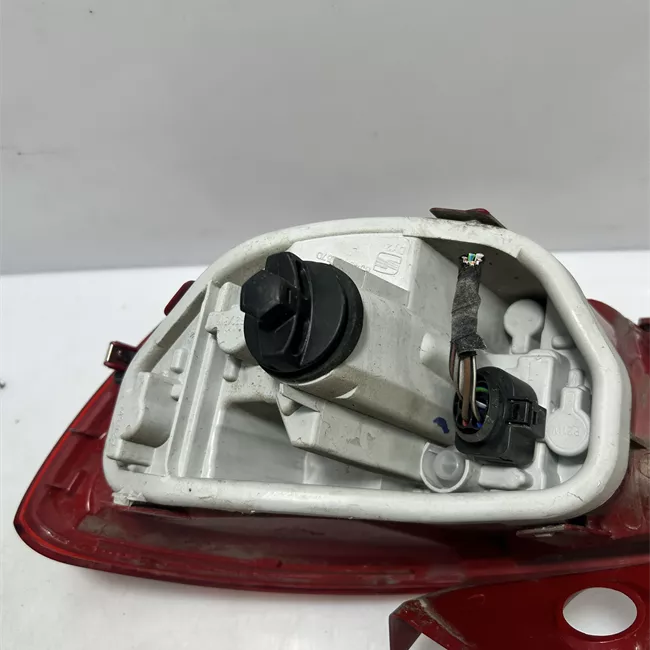 Fanale posteriore sinistro