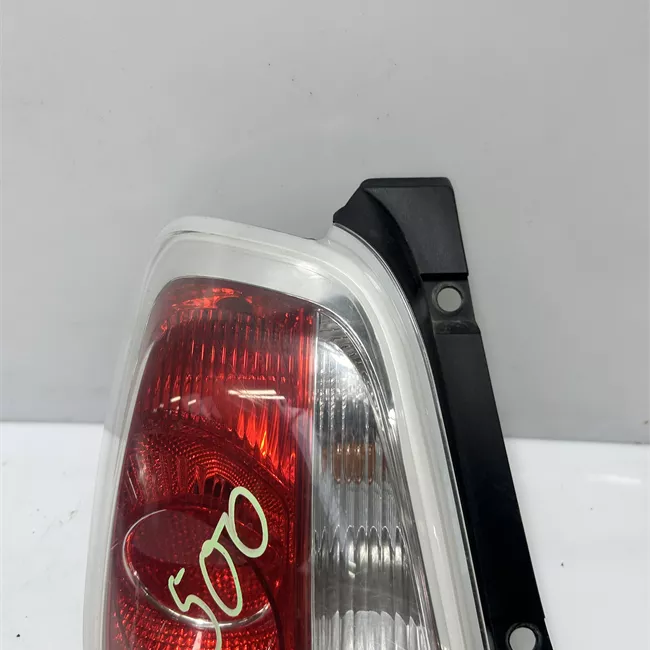 Fanale posteriore sinistro