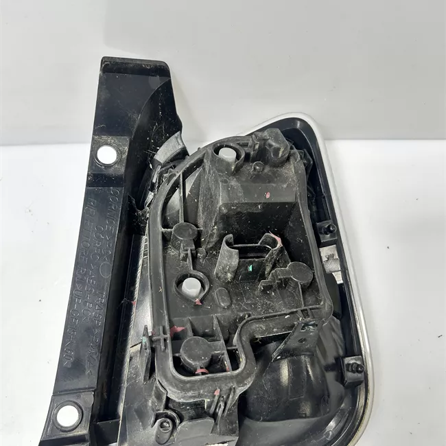 Fanale posteriore sinistro