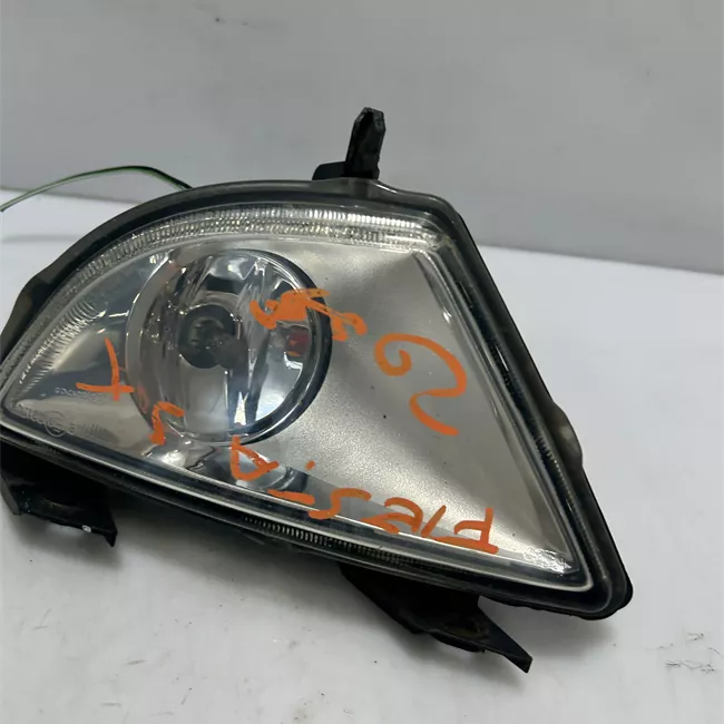 Proiettore fendinebbia sinistro