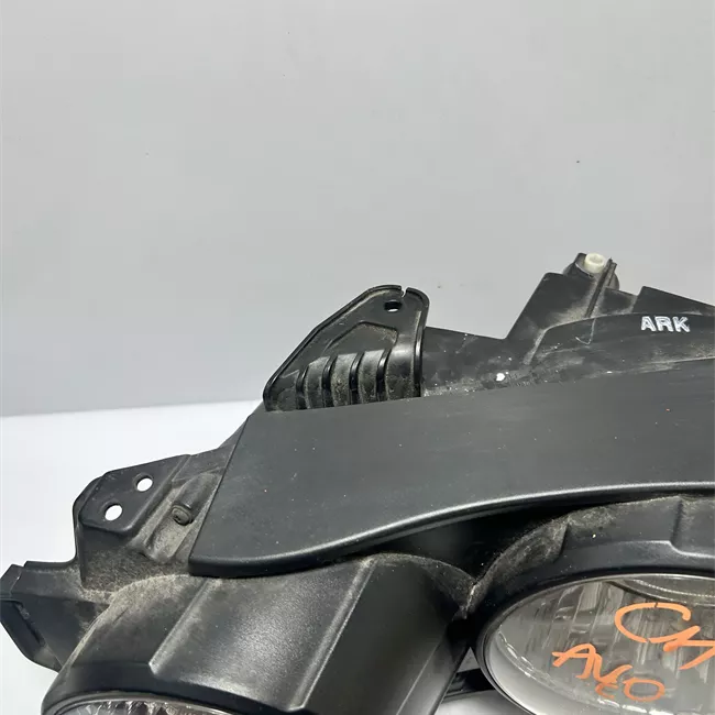Proiettore sinistro con regolazione manuale/cornice cromata