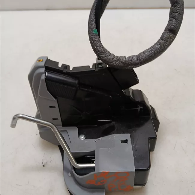 Serratura porta posteriore destra