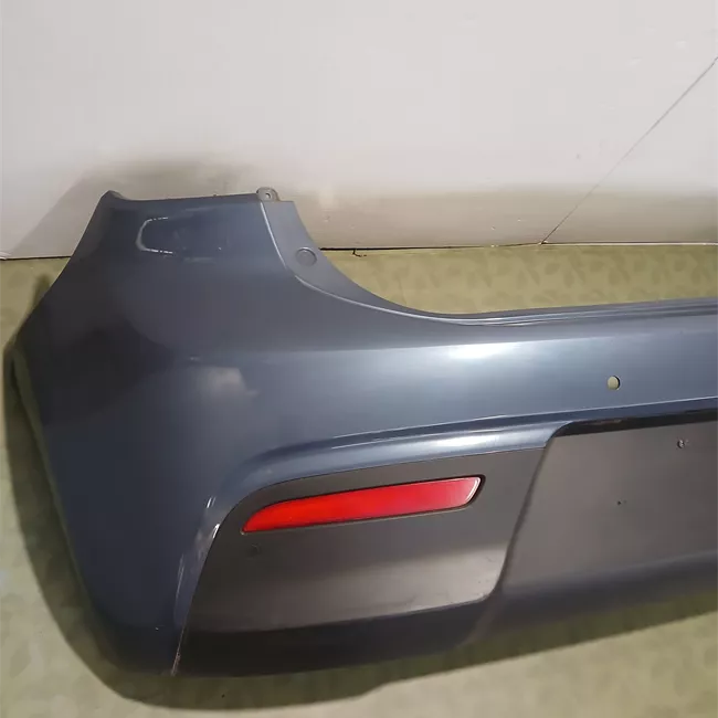 Paraurti posteriore con sensori parcheggio primer