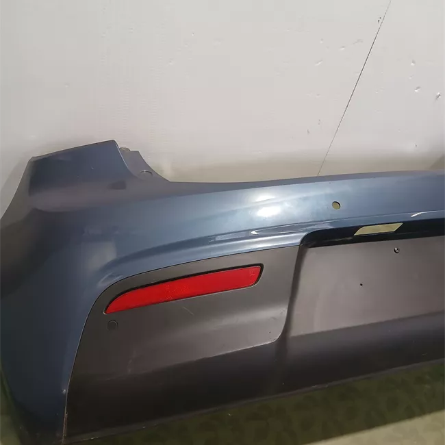 Paraurti posteriore con sensori parcheggio primer