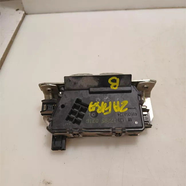 Serratura portello posteriore