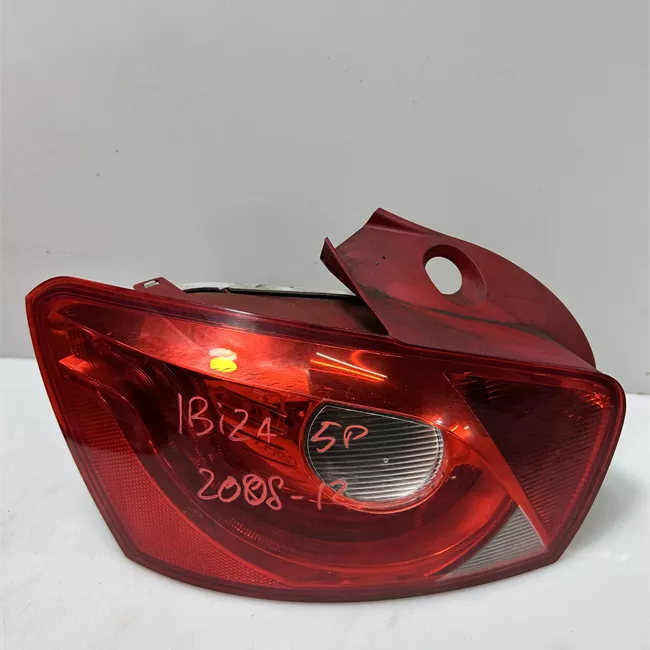 Fanale posteriore sinistro