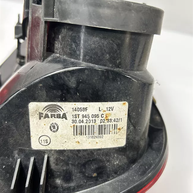 Fanale posteriore sinistro senza portalampada