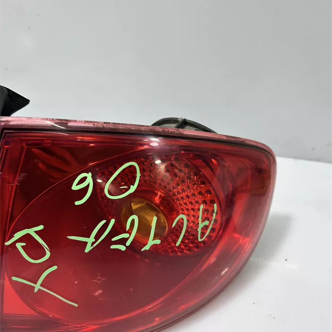 Fanale posteriore destro Nero