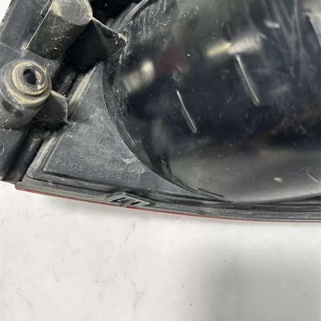 Fanale posteriore sinistro Nero