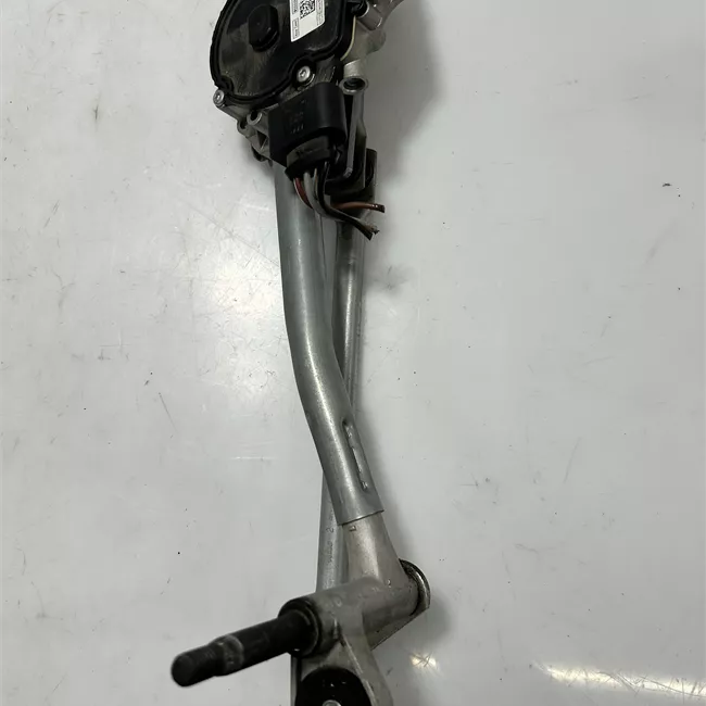 Meccanismo tergiparabrezza con motorino