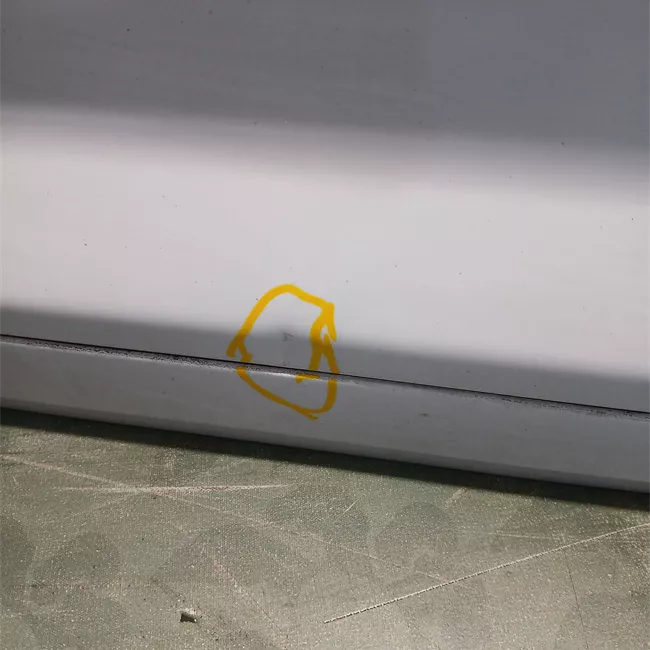 Porta anteriore sinistra