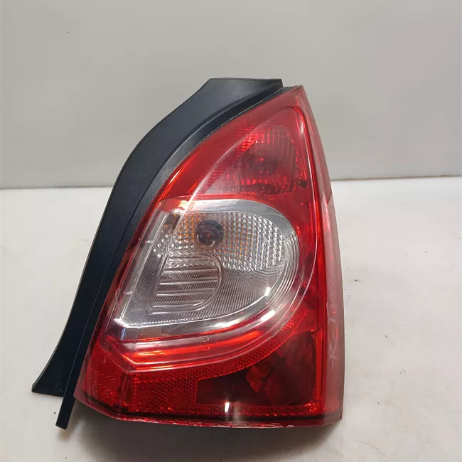 Fanale posteriore destro nero