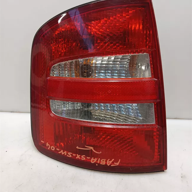 Fanale posteriore sinistro