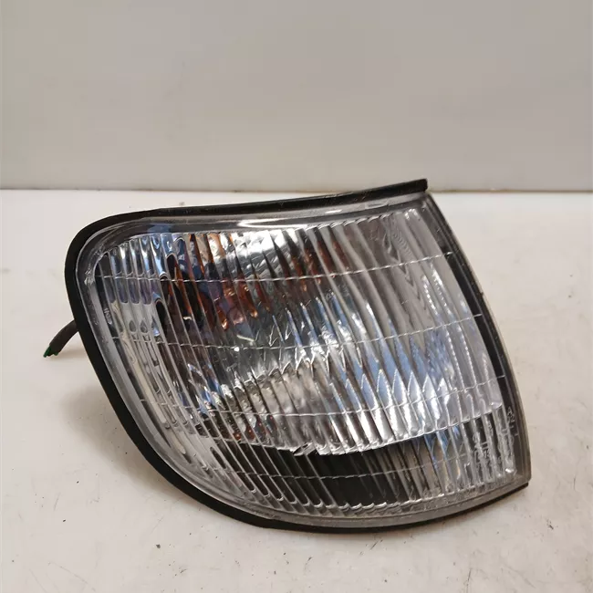 Fanalino anteriore completo destro