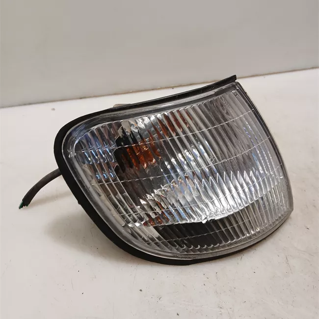 Fanalino anteriore completo destro