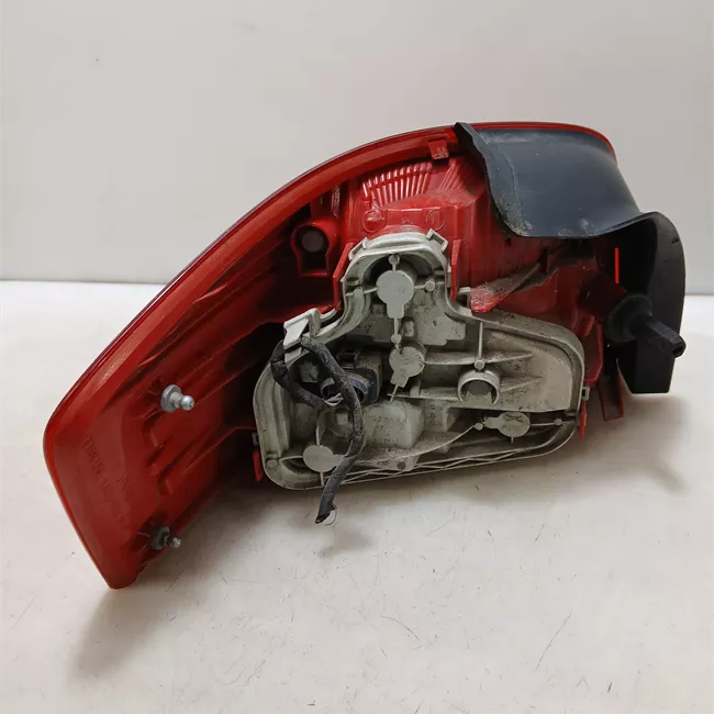 Fanale posteriore destro