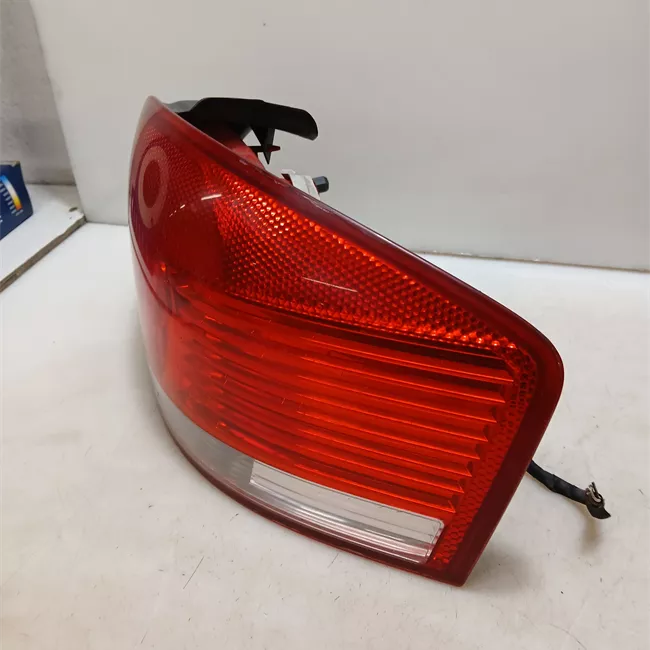 Fanale posteriore destro