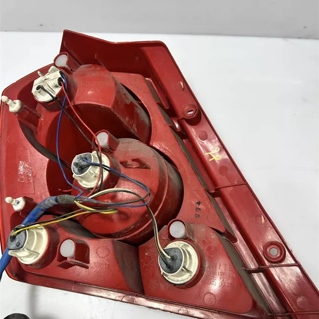 Fanale posteriore destro