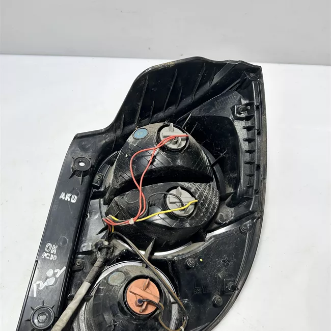 Fanale posteriore sinistro