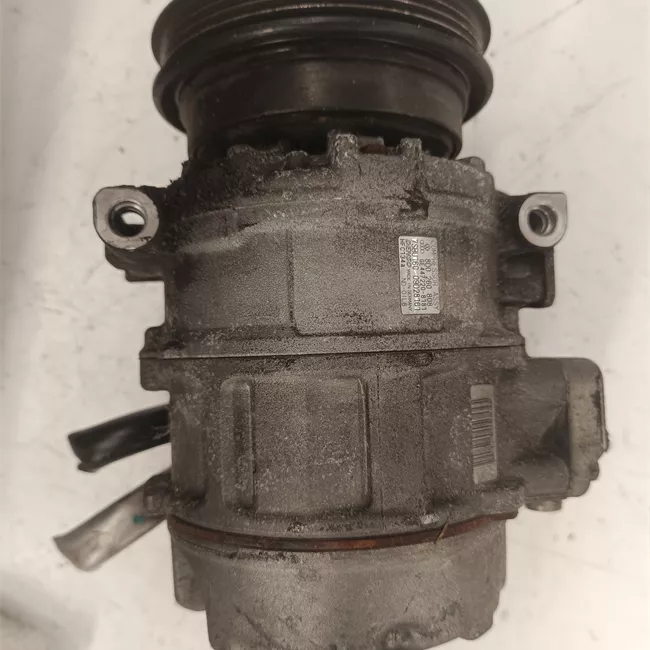 Compressore aria condizionata rotazionale