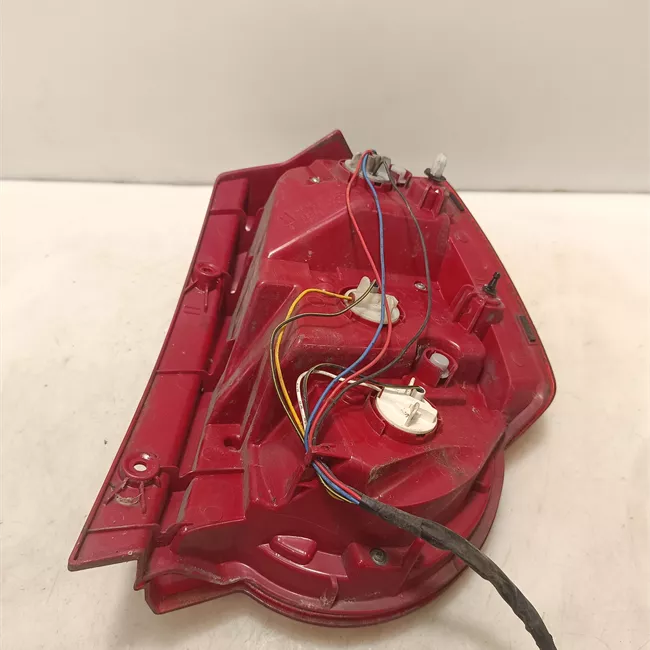 Fanale posteriore sinistro