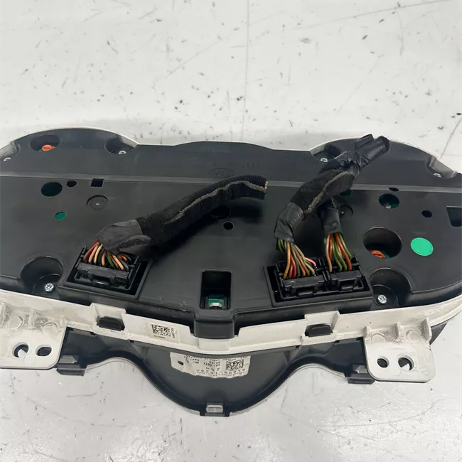 Quadro strumenti completo con pressione pneumatici