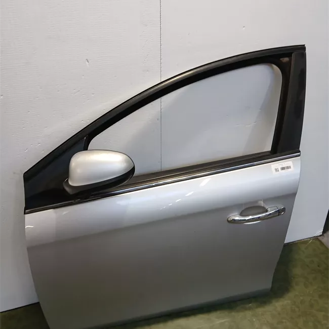 Porta anteriore sinistra