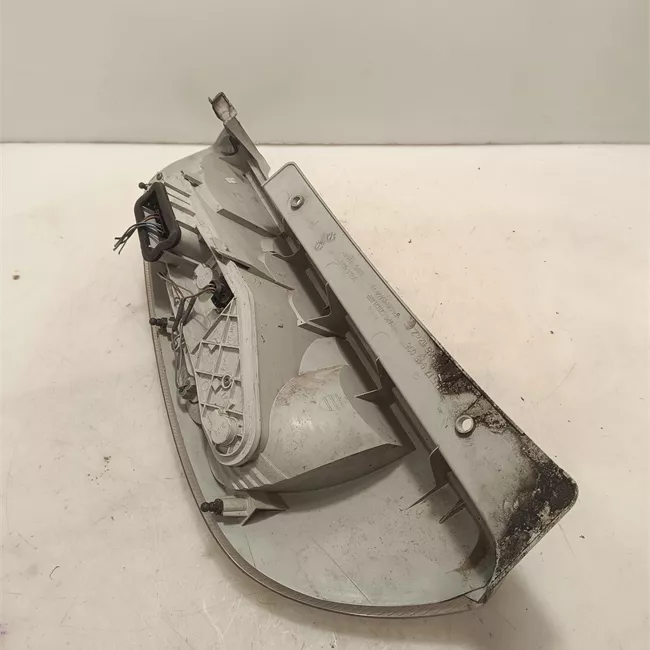 Fanale posteriore destro