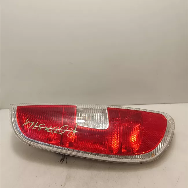 Fanale posteriore sinistro