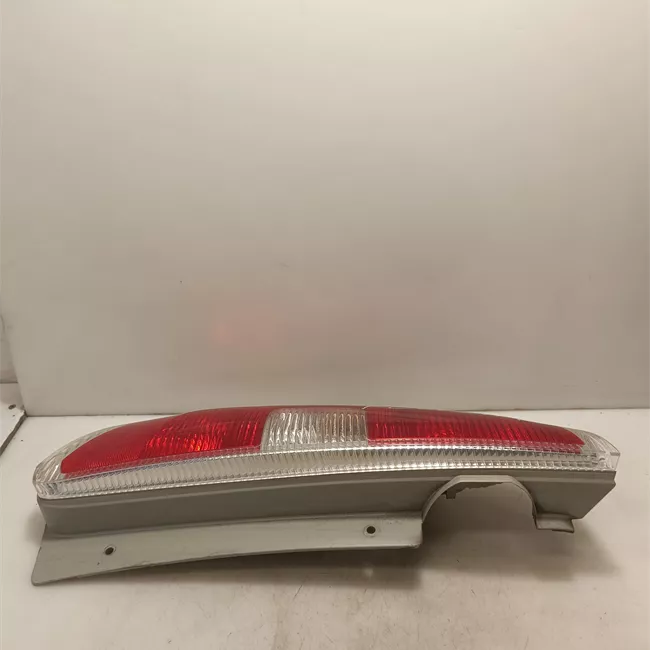 Fanale posteriore sinistro