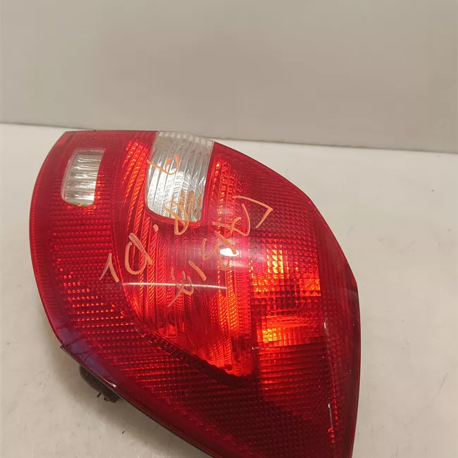 Fanale posteriore destro