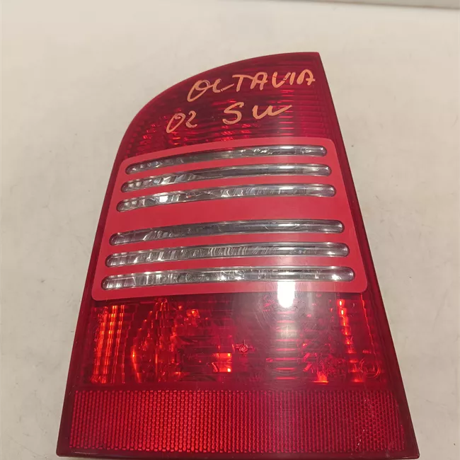 Fanale posteriore sinistro 00<