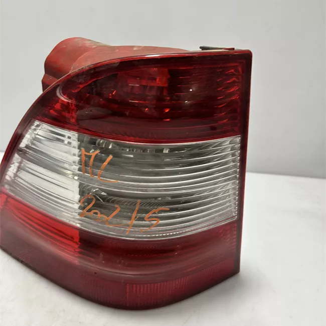 Fanale posteriore sinistro t.A289560>