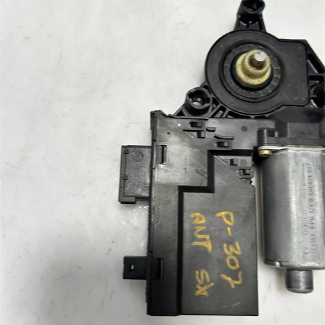 Motorino alzacristallo porta anteriore sinistro