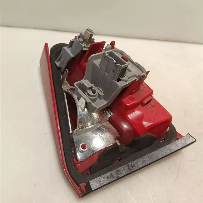 Fanale posteriore parte interno sinistro con led