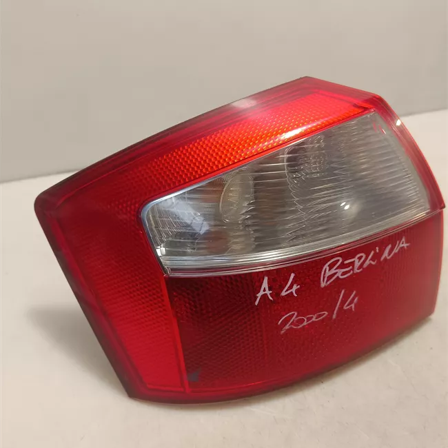 Fanale posteriore sinistro