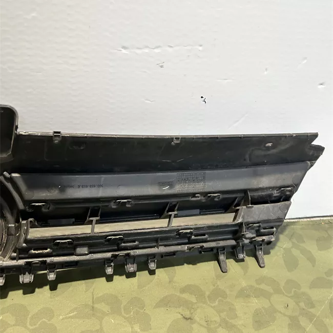 Griglia fari xeno nero satinato/cromo lucido