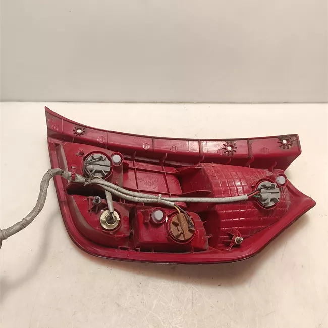 Fanale posteriore sinistro