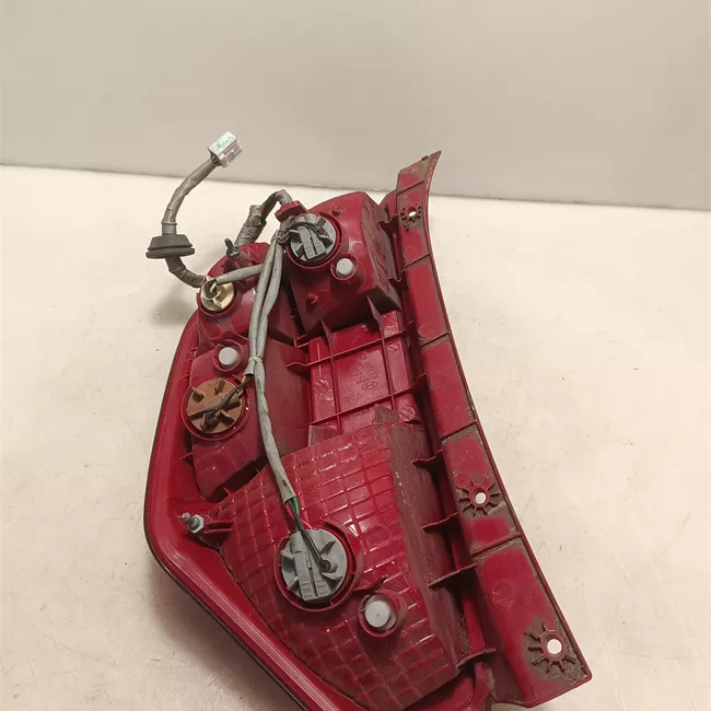 Fanale posteriore sinistro