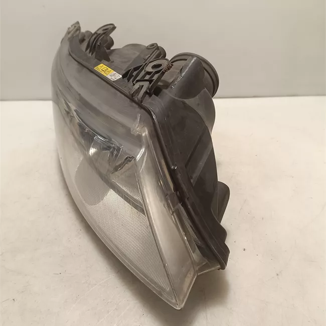 Proiettore sinistro Xeno