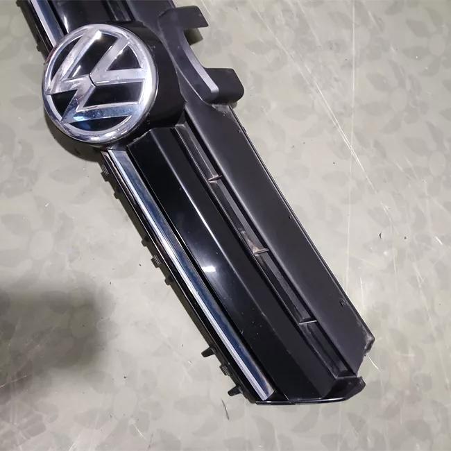 Griglia BlueMotion fari xeno cromo lucido/blu/nero