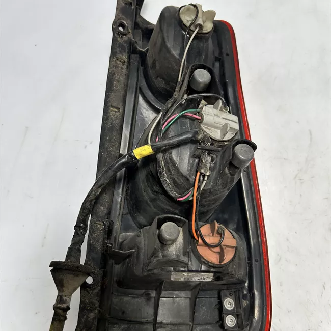 Fanale posteriore sinistro