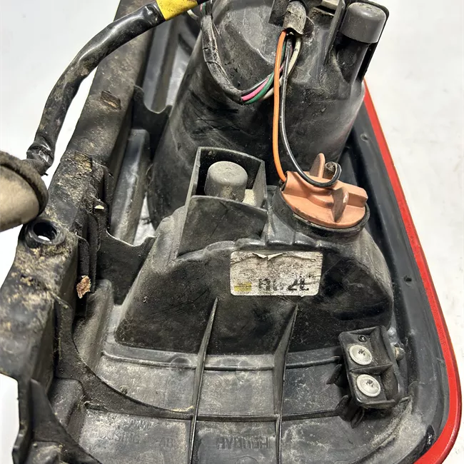 Fanale posteriore sinistro