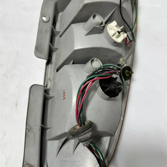 Fanale posteriore sinistro