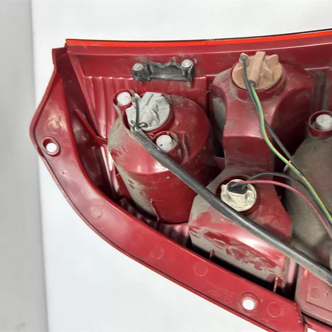 Fanale posteriore sinistro