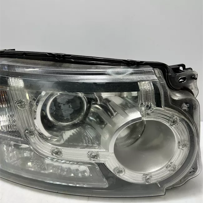 Proiettore destro con regolazione manuale