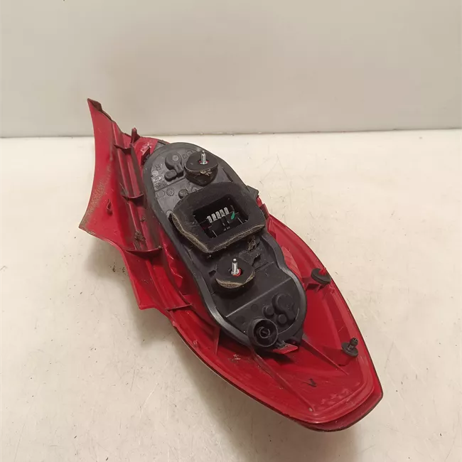 Fanale posteriore destro Trasparente scuro