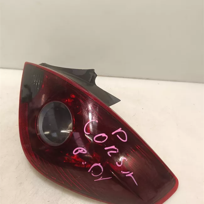 Fanale posteriore destro Trasparente scuro